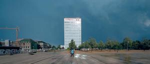 Idealer Platz. Blick vom Neuen Lustgarten zum Hotel „Mercure“. Das frühere Interhotel soll der von Hasso Plattner geplanten Kunsthalle weichen.