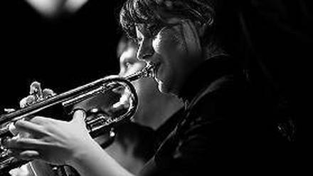 Dem Swing verpflichtet. Musiker von LaJJazzo bei der Arbeit.