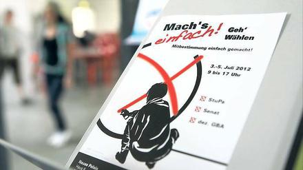 Werbung für die Wahl. Im Schnitt kommen nur 15 Prozent der Studierenden in Potsdam zu den Gremienwahlen. Das soll sich ändern.