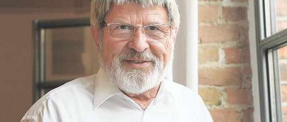 Mit Symbolgehalt. Harald Bretschneider erfand als Landesjugendpfarrer in Sachsen das „Schwerter zu Pflugscharen“-Symbol der kirchlichen Friedensbewegung in der DDR.