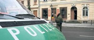 Großeinsatz: Die Polizei rückte mit einhundert Beamten an.