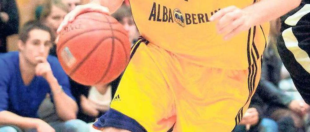 Große Verstärkung. Der 1,95 Meter große Tobias Grauel spielte zuletzt beim Absteiger Alba Berlin II und wird in der kommenden Saison für die Eintracht auflaufen.