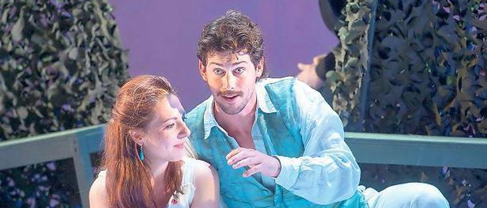 Beseelt. Der Australier David Hansen (r.) und die Französin Bénédicte Tauran in den Titelpartien sowie der italienische Tenor Carlo Vincenzo Allemano als Vater überzeugten mit barocker Sangeskunst.