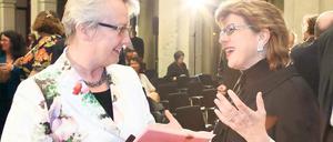 Einhellig. Ministerin Schavan (l.) war sich mit Susannah Heschel einig, dass Beschäftigung mit Religion der Wissenschaft bedarf.
