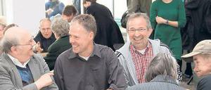 An seiner Seite. Matthias Klipp (r.) will die Mieter unterstützen.