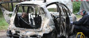 Am 12.08.2011 machten Ermittler in einem Waldstück bei Börnicke (Havelland) einen grausigen Fund: Ein Mann aus Dänemark soll seine zwei Töchter im Auto verbrannt haben.