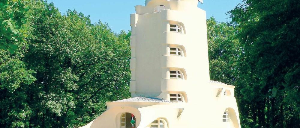 Sonnenforschung. Auch der Einsteinturm hat in der Langen Nacht geöffnet.