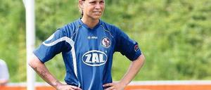 Zwei Schüsse, zwei Tore. Patricia Hanebeck – hier bei einem Freistoß am Sonntag in Duisburg – besorgte beide Tore zu Turbine Potsdams 2:0-Sieg beim FCR.