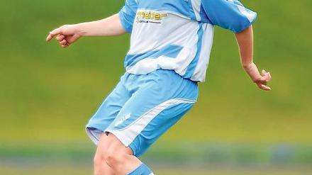 Letztmals am Ball. Zum Abschluss ihrer Kicker-Karriere will Madleen Wilder am Sonntag daheim mit Blau-Weiß Beelitz erneut den Landespokal gewinnen.