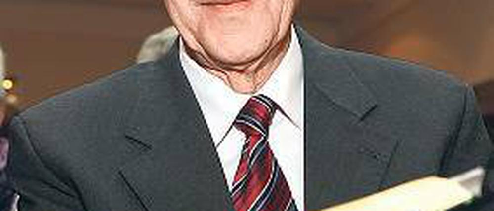 Der Mann, bei dem Honecker wohnte. Uwe Holmer in der Urania.