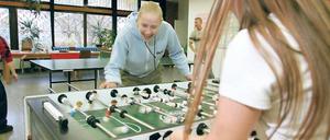 In anderen größeren Gemeinden kein Problem: Ein Klub, in dem die Jugendlichen auch noch am Abend ihre Freizeit locker verbringen können.