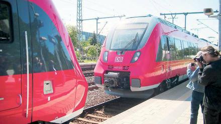 Anschlussfähig. Die neuen Regionalzüge vom Typ „Talent 2“ können gekoppelt werden. Bis zu 160 Kilometer in der Stunde kann der Zug fahren. Dabei ist er deutlich energiesparender als seine Vorgänger. Bald fährt er von Potsdam nach Wustermark.
