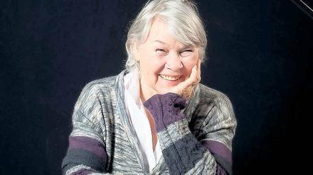 Nicht nur eine Selbstbefragung. Jutta Wachowiak bei der Probe für „Dame vor Spiegel“ auf dem Theaterschiff.