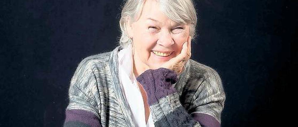 Nicht nur eine Selbstbefragung. Jutta Wachowiak bei der Probe für „Dame vor Spiegel“ auf dem Theaterschiff.
