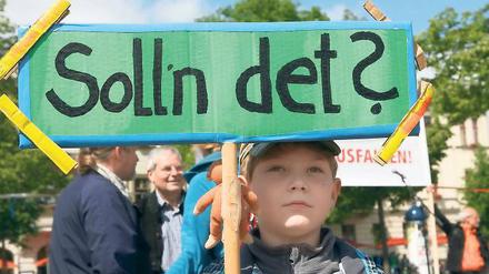 Keine Ersatzlehrer – was soll denn das? So hätte das wohl vollständig heißen können. Doch wer sich kurz und knapp ausdrückt wird auch verstanden.