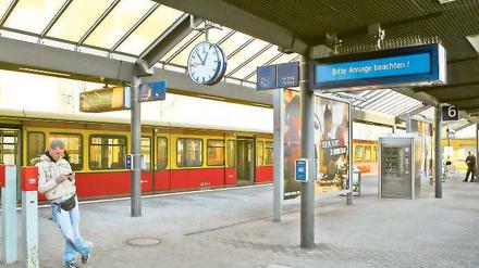 Abgehängt. Von Potsdam aus geht es mit der S-Bahn nur mit Störungen.
