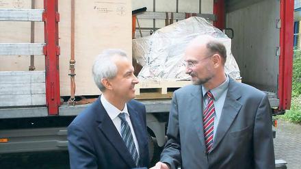 Abreise. GFZ-Chef Reinhard Hüttl (l.) und sein Dresdner Kollege.