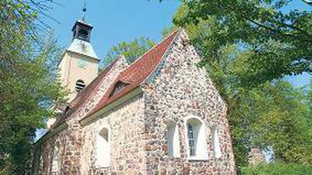 Fest gemauert: Die Dorfkirche in Ruhlsdorf.