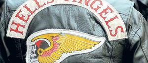 Rockerkutte. Gerichte dürfen das Tragen in Prozessen verbieten.