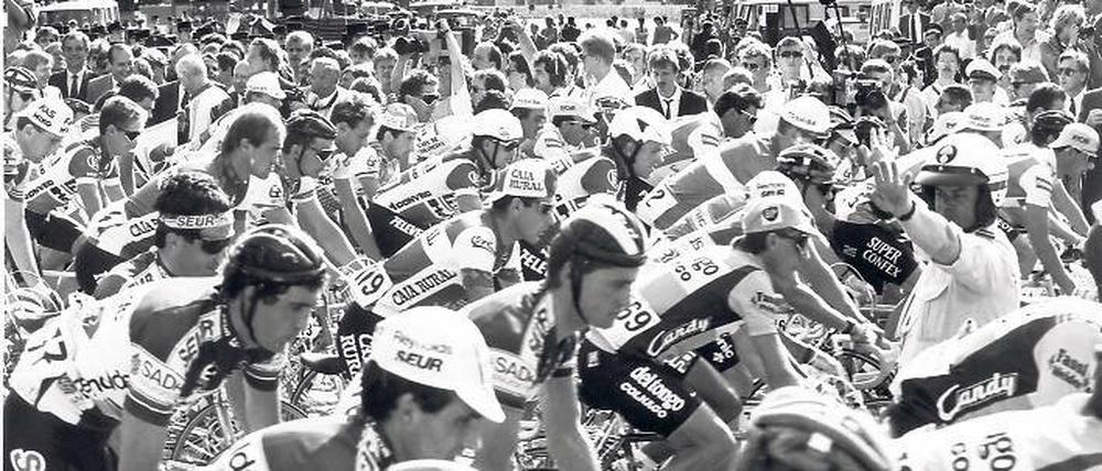 Vor 25 Jahren. Am 2. Juni 1987 startete die Tour de France in Berlin – aus Anlass der 750-Jahr-Feiern der damals noch geteilten Stadt. Einen zweiten Startschuss für das legendäre Radrennen soll es an der Spree vorerst nicht geben.