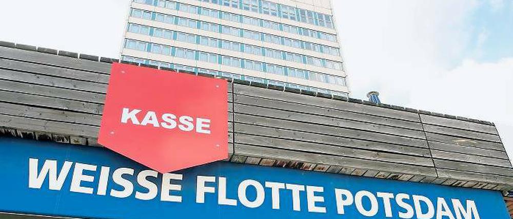 Hafen ohne Hotel. Die Weisse Flotte will am Standort bleiben.