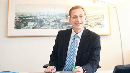 Tatort Büro. Erst vor gut vier Monaten bezog Senator Michael Müller (SPD), sein neues Amtszimmer.