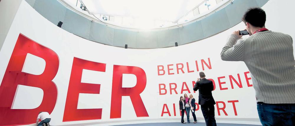 Hoffnungsträger: Der Stand der Flughafengesellschaft, die den Großflughafen BER in Schönefeld auf der Messe präsentiert.