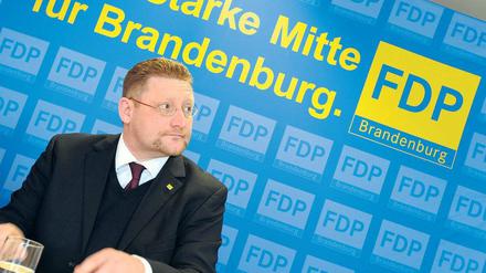 Eigentlich eine Frohnatur. Wer ihn in diesen Tagen allerdings auf den Zustand seiner Partei anspricht, wird ihm nur schwer sein bekanntes Lächeln entlocken können.