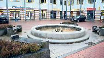 Erinnerung an Karl Holtz: Der Brunnen auf dem Rehbrücker Markt.