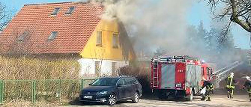 Großeinsatz. Starker Rauch erschwerte die Löscharbeiten.