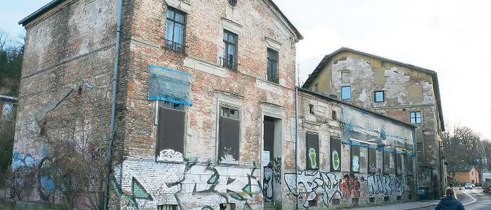 Auch noch nach dem 31. März geöffnet? Um die Zukunft des „Archiv“ in der Leipziger Straße wird gerungen. Nur bis Ende März will die Bauaufsicht den Betrieb erlauben, wenn weiter unsicher bleibt, wie die Sanierung des Kulturzentrums finanziert wird.