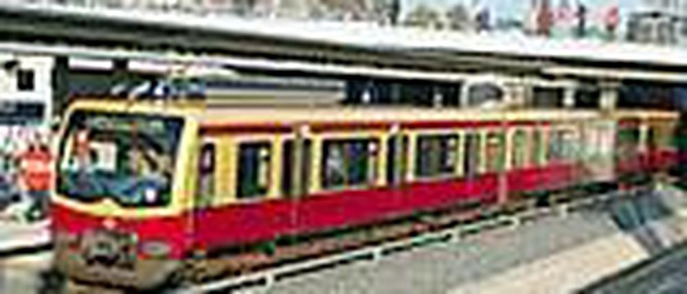 Zu Ostern und an den Wochenenden bis zum 22. April fährt die S 25 zwischen Teltow und Nordbahnhof nur noch alle 20 Minuten.