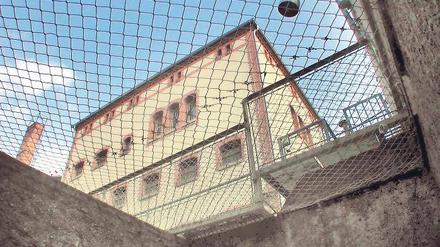 Geteilter Himmel. Die Lindenstraße 54 ist als „Stasiknast“ bekannt. Sie war aber auch Tatort im Nationalsozialismus.