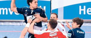 Zuversichtlich. Füchse-Spieler Marc Pechstein spielt seit Februar mit einem Zweitspielrecht für den VfL Potsdam und möchte unbedingt den Klassenerhalt schaffen. Dafür muss am Mittwoch gegen Bad Schwartau ein Sieg her.