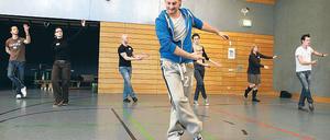 Wie im 18. Jahrhundert: Tanzschritte für das Friedrich-Musical.