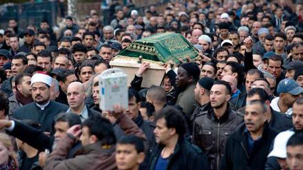 09.03.2012: 3000 Menschen nehmen Abschied von Jusef El-A. -