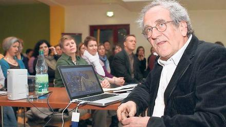 „Jedes Kind ist eine Primzahl.“ Reinhard Kahl in der Montessori-Schule.