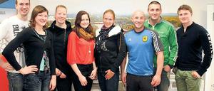 Prämiert. Hans Gruhne, Shirin Brockmann, Stephanie Schiller, Franziska Kreutzer, Franziska Weber, Ronald Rauhe, Kevin Kuske und Christian Poser (v. l.).