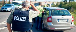 Erhöhte Präsenz. Mit verstärkten Kontrollen will Brandenburgs Polizei gegen Autoschieber vorgehen. Jetzt sollen auch verdeckte Teams von deutschen und polnischen Ermittlern gegen die Banden vorgehen.