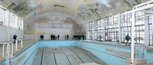 Bald Originalzustand. Die Schwimmhalle wird restauriert.