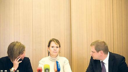 Aus besseren Tagen: Das saßen sie noch in trauter Gemeinsamkeit als Opposition zusammen im September 2010: Grüne-Fraktionsvize Marie-Luise von Halem, CDU-Fraktionschefin Saskia Ludwig und der Vorsitzende der FDP-Fraktion, Andreas Büttner.