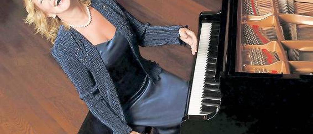 Eingesprungen. Die Pianistin Gülsin Onay nahm sich kurzfristig dem kniffligen Solopart von Brahms Klavierkonzert an.
