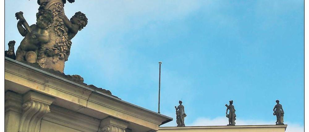 Nach Potsdam? Noch stehen die Figuren auf der Humboldt-Uni.
