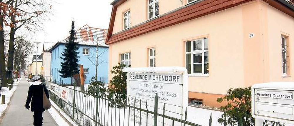 Begehren gegen Nachtflug: Auch im Michendorfer Rathaus soll es für die Eintragung verlängerte Öffnungszeiten geben.