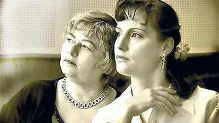 Spielen für eine Nacht voller Seligkeit: Ulrike Fabienke (r.) und Helgrid Pippig.