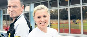 Die linke Wade schmerzt. Claudia Grunwald mit ihrem Trainer Frank Möller.