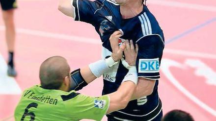 Fit. Rückraumspieler V. Pohlack greift wieder voll an beim VfL Potsdam