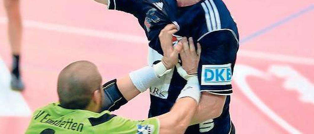 Fit. Rückraumspieler V. Pohlack greift wieder voll an beim VfL Potsdam