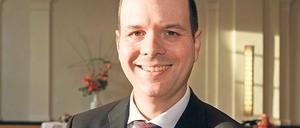 Geehrt. Christian Czychowski fördert seit 18 Jahren das Hans Otto Theater.