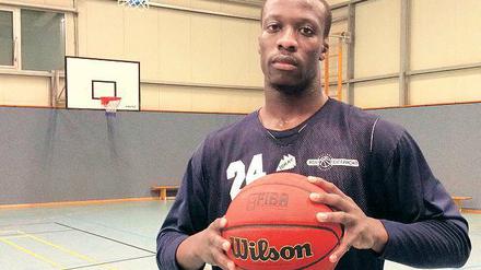 Einer geht, einer kommt. Von US-Neuzugang Akeem Bennett verspricht sich Trainer Vladimir Pastushenko eine Bereicherung für das Team. Bennett kam für Brenton Butler, der wieder in die USA zurückkehrte.